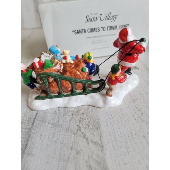 Dept 56 54862 Santa Comes To Town, 1996 snow village accessory Xmas - Picture 4 of 7